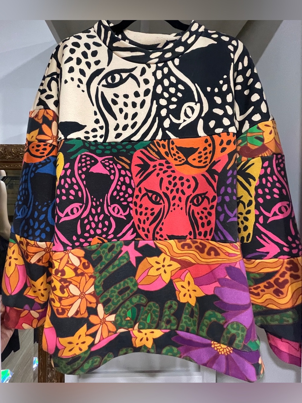 Farm Rio Graphic Sweatshirt, S